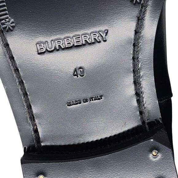 Burberry Luke TB Monogram Buckle Leather Chelsea Boot in Black 40 $1050 - Picture 8 of 10